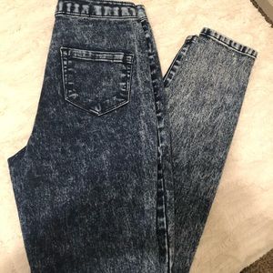 Stone Washed Super Highwaist Jeans 💙